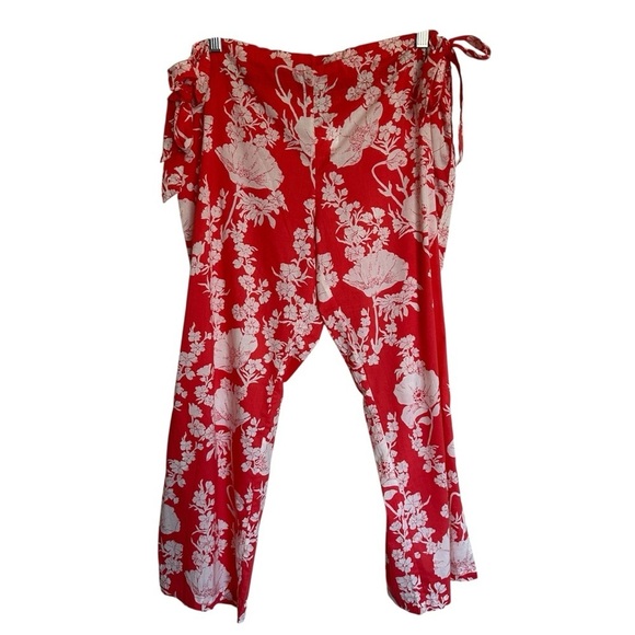 J. Crew Pants - NWT J. Crew Crop Flare Leg Lightweight Floral Coral Pants Size XS